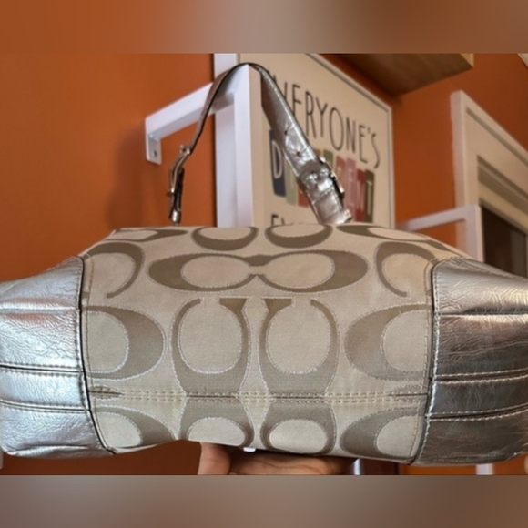 Coach Peyton  Gray and Silver Shoulder Bag - Picture 7 of 9